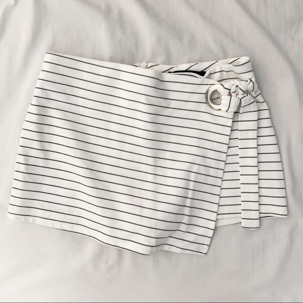 Skort